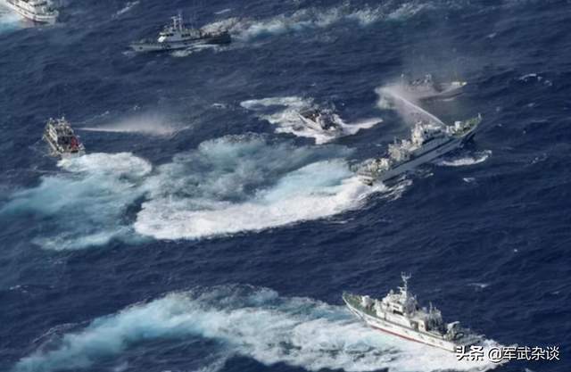 中国海警：不要只给退役军舰，我也要新船！中国海警该如何转型？(图3)