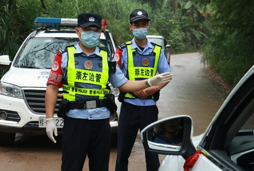 从“红旗驾驶员”到“执勤标兵”的华丽转身