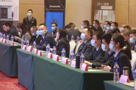 燃激情寻突破创未来2020年李文锁城全国连锁年会圆满落下帷幕